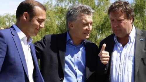 El Gobierno financiará a las provincias que despidan trabajadores para bajar el déficit
