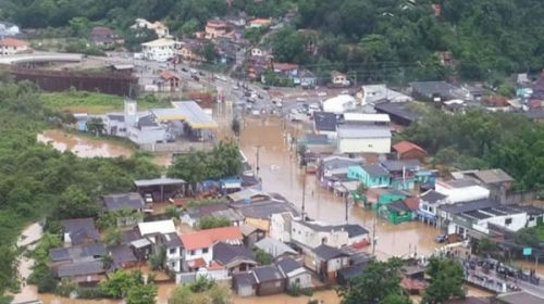 Declaran estado de emergencia en Florianópolis por inundaciones