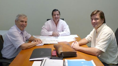 Repasaron las obras que ejecuta IAPV en la provincia