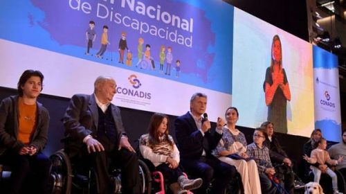El Estado contrata discapacitados y les paga el valor de un plan