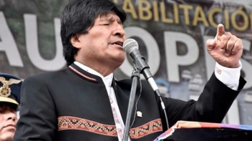 Morales defiende a los “originarios” de América frente a los “contemporáneos”