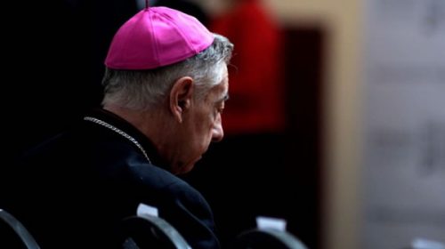 Aguer se jubila en mayo y el Papa podría reemplazarlo por un cura villero