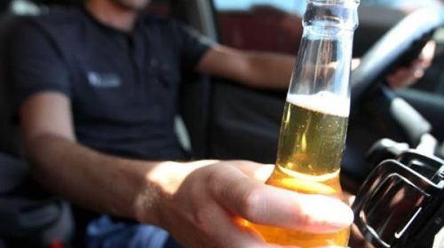 Afirman que hay 300 muertos por mes en choques ligados al alcohol