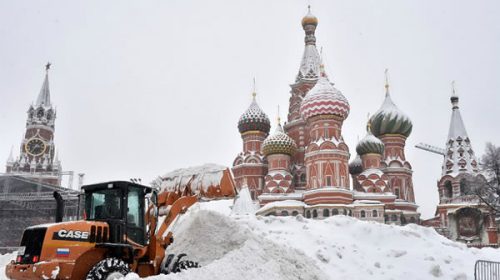 Moscú bajo la nieve tras la mayor tormenta invernal de su historia