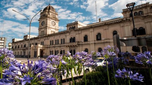 El Gobierno se reunirá el viernes con los gremios estatales para negociar salarios