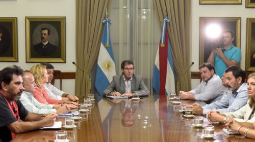 La provincia mejoró la propuesta a los docentes reduciendo a dos tramos el incremento del 16,3 por ciento