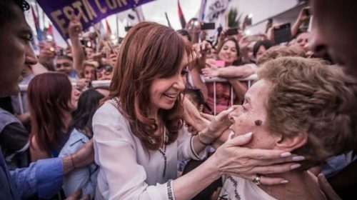 Cristina presentó un proyecto para que los jubilados y beneficiaros de la AUH cobren un bono de emergencia