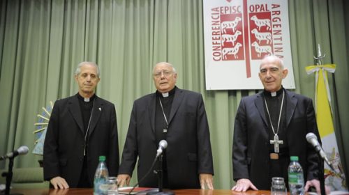 La Iglesia le dio a la Justicia el libro de bautismos en la ESMA