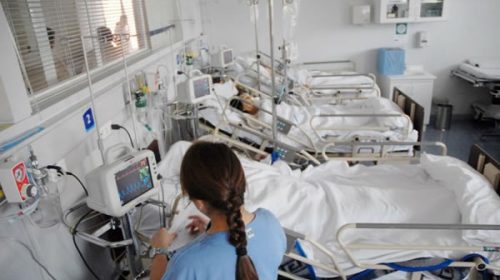 El oficialismo presentó proyecto que busca reciprocidad en la atención médica a extranjeros