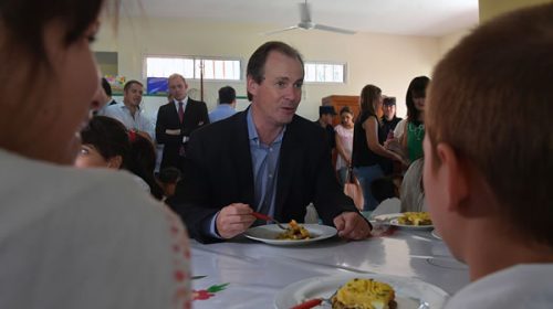 Bordet anunció un nuevo incremento de partidas para comedores escolares