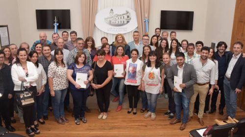 El gobierno provincial entregó aportes a instituciones por más de 620 mil pesos
