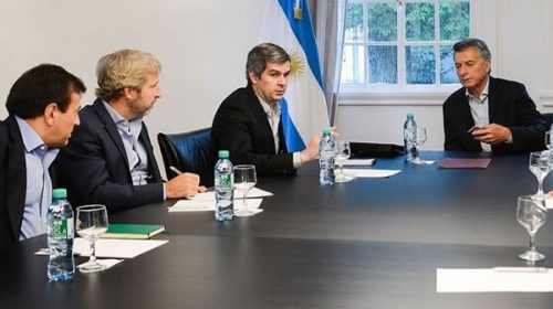 En medio la interna con la UCR, Macri se reúne con la mesa chica del Gabinete