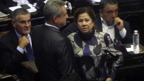 La oposición rechazó la propuesta y buscará sesionar el miércoles