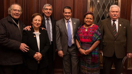 Cuatro nobel de la paz defenderán en Montevideo un mundo menos violento