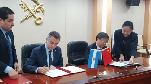 Carne a China: se firmó el protocolo para ampliar exportaciones