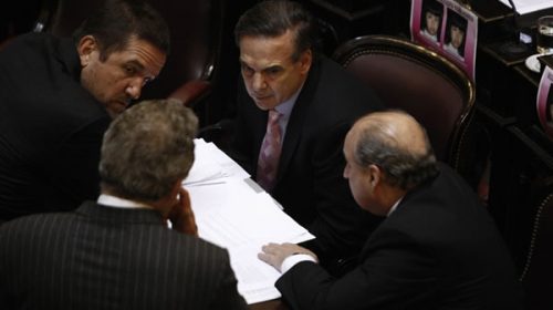 Cambiemos apuesta a la división del peronismo