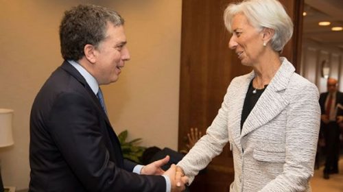 Funcionarios argentinos cara a cara con los técnicos del FMI en el arranque de las negociaciones