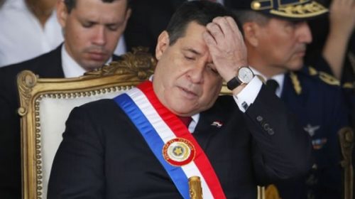 Paraguay: Cartes seguirá en la presidencia tras no tratarse su renuncia en el Congreso por falta de quórum