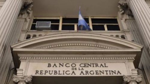 El Banco Central saldrá a intervenir de manera agresiva para contener al dólar