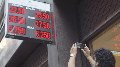 Por la devaluación, se registran numerosos aumentos de precios