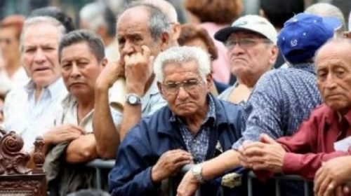 Cobran con aumento en mayo 47 mil jubilados provinciales