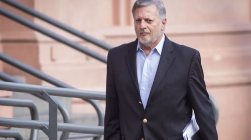 El Gobierno quiere congelar el precio de la nafta para contener la inflación