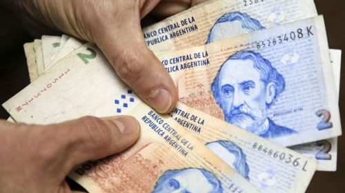 Los billetes de 2 pesos salieron de circulación