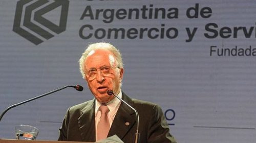 La Cámara de Comercio manifestó su “preocupación” por comisión por depósitos y escasez de monedas