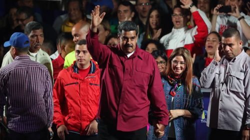 Maduro prometió que aplicará “cambios” tras una elección cuestionada por la oposición