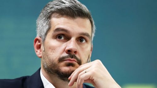 Peña admitió que se vienen más meses recesivos