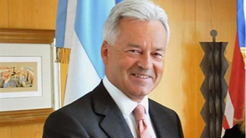 Gran Bretaña levanta restricciones para venderle armas a Argentina