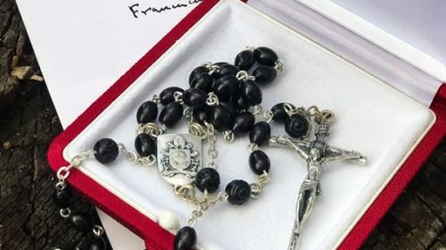El Papa Francisco le envió un rosario a Lula Da Silva