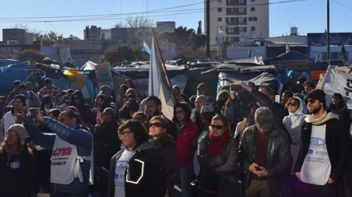 Chubut: docentes llegan a la sexta semana de paro sin respuestas