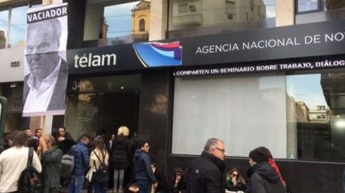 Empleo: despiden a más de 350 trabajadores de agencia Télam