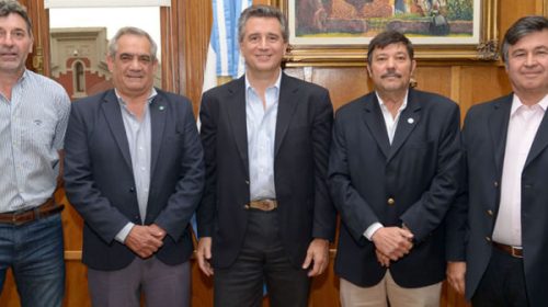 Macri le mete presión a Etchevehere para que el campo acepte frenar las retenciones