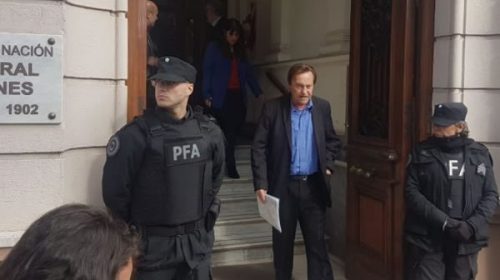 Varisco aportó documentación, ofreció testimoniales y pidió la colaboración de la AFI