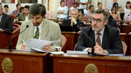 Cursan invitaciones a los partidos para debatir la reforma política