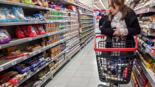 Afirman que el consumo cayó más en los hogares de ingresos bajos Afirman que el consumo cayó más en los hogares de ingresos bajos