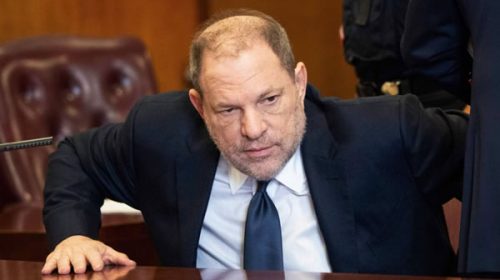 Weinstein se arriesga a cadena perpetua por tres nuevos cargos de abusos