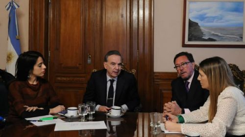 Pichetto definió con Lospennato y Donda la ruta para sancionar el aborto