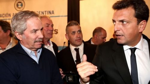 Solá: “El que trabaja para que haya dos peronismos, trabaja para Macri” Solá: “El que trabaja para que haya dos peronismos, trabaja para Macri”