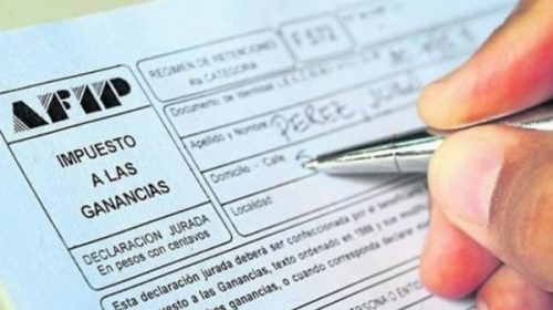 Pese a las promesas, con Cambiemos aumentó la cantidad de trabajadores que tributa ganancias