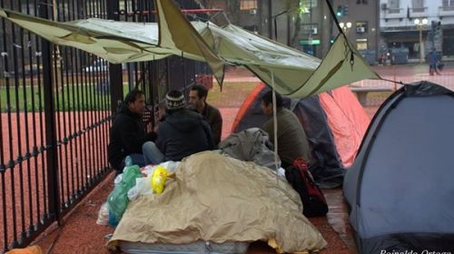 Comunidades del pueblo Nación Wichi acampan frente al Congreso en reclamo de sus derechos