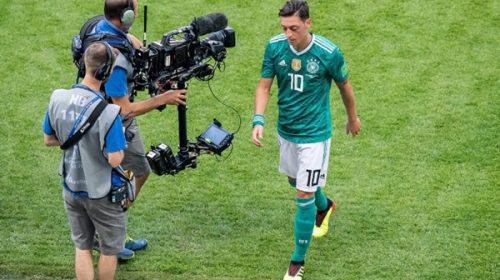 Racismo en Alemania: renunció un crack de la selección teutona de fútbol