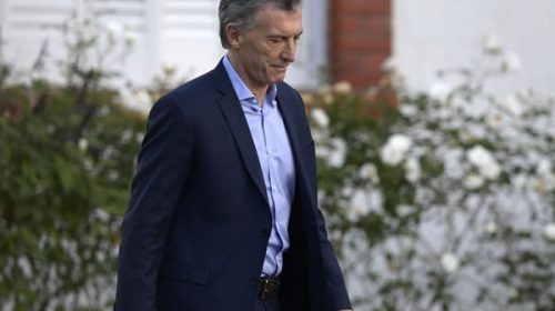 El Gobierno congela el ingreso de empleados públicos hasta el final del mandato de Macri El Gobierno congela el ingreso de empleados públicos hasta el final del mandato de Macri