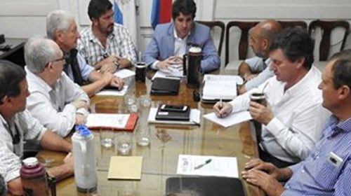 El Gobierno convocó para este lunes a la Mesa de Enlace provincial