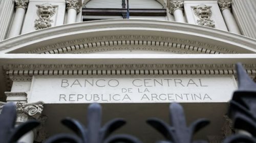 El BCRA pagó 36,6% más de intereses por las Lebacs en 2017 y perdió $67.000 millones