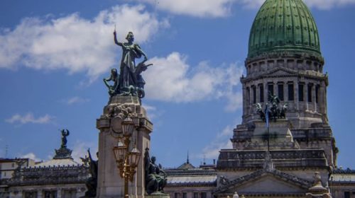 El Gobierno planea aprobar la ley de la deuda la semana que viene en Diputados