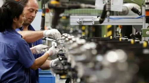 La producción industrial pyme cayó un 7,3% y la capacidad ociosa ya supera el 40%