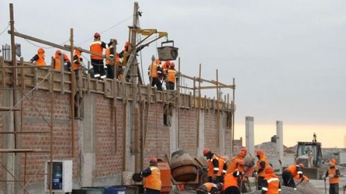 En pleno cuaderno gate, la venta de materiales para construcción cayó 7,5%